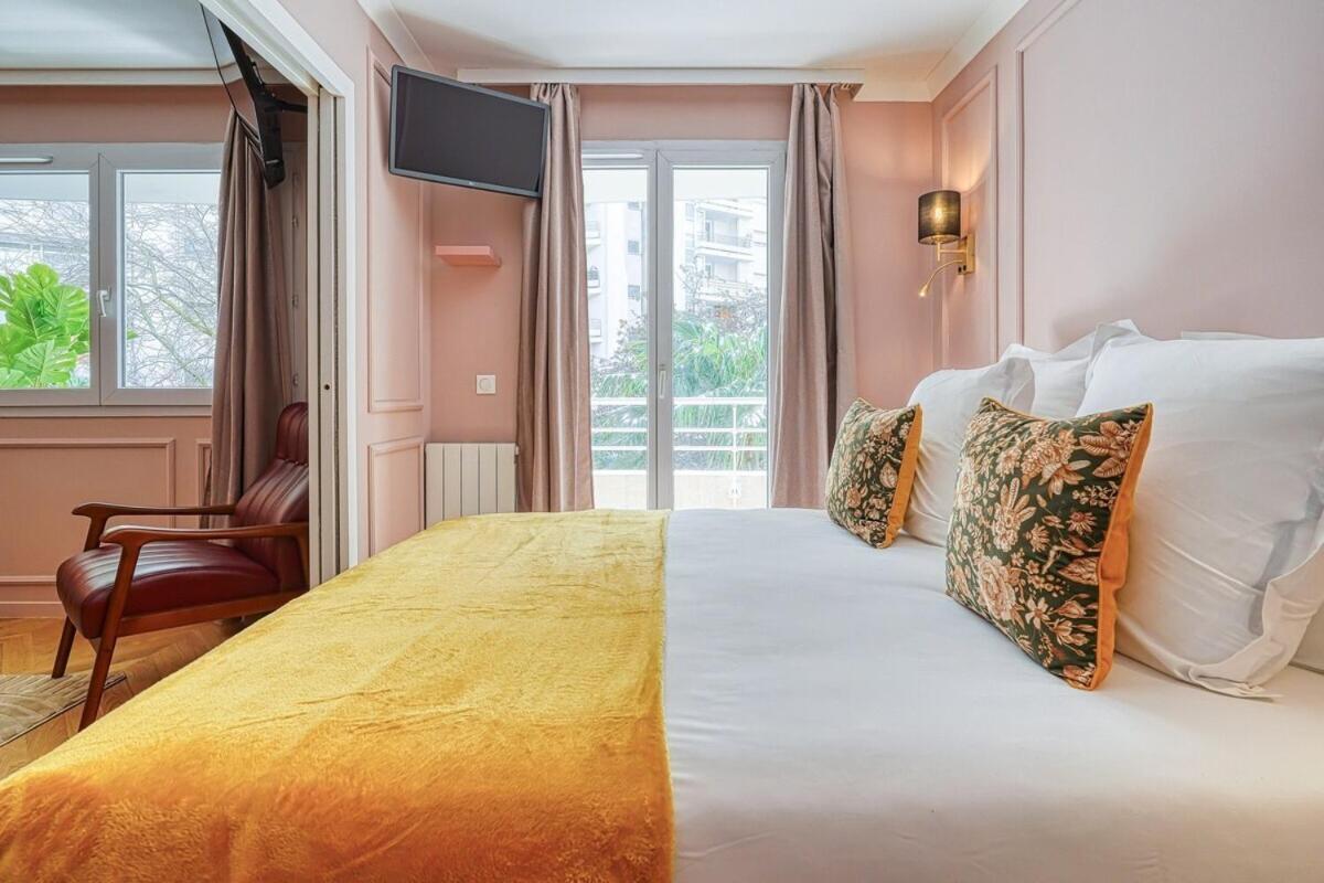 Melody Suite In Paris Курбевуа Экстерьер фото