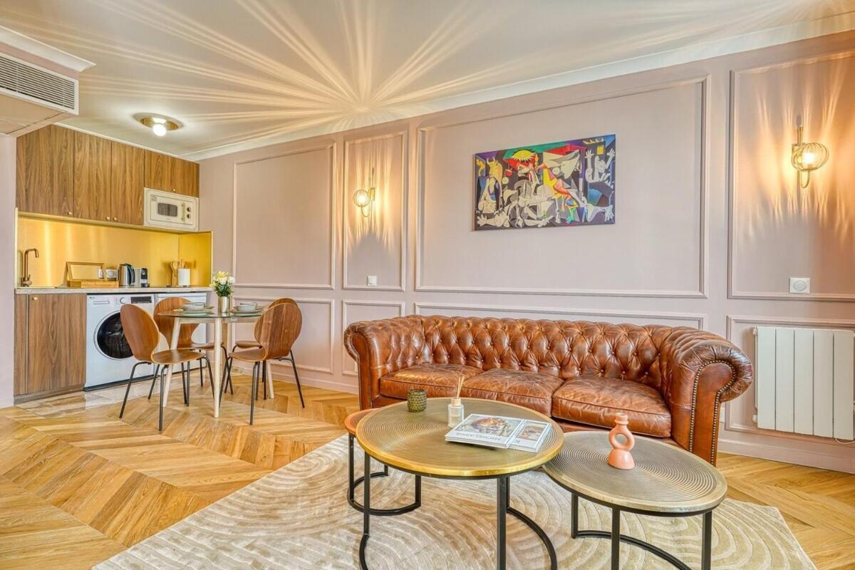 Melody Suite In Paris Курбевуа Экстерьер фото